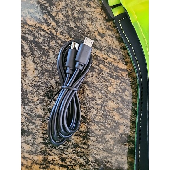 Rainproof Reflective Running Vest 3 Lighting Modes High Visibility Rechargeable - Picture 4 of 7